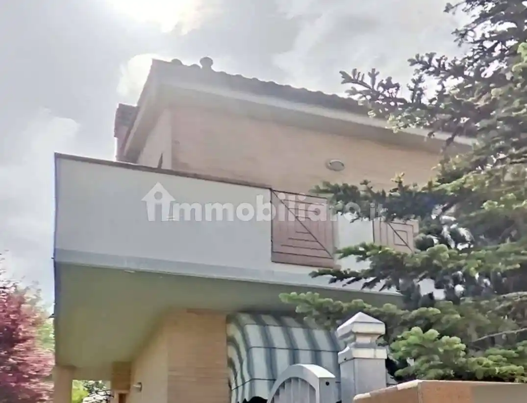 Villetta a schiera in vendita a Cascina