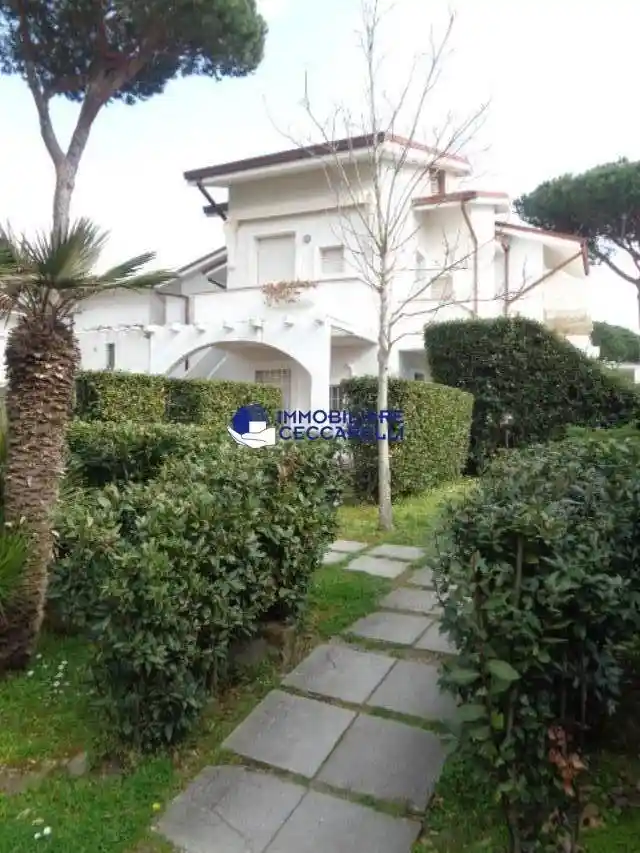 Appartamento in affitto a Massa