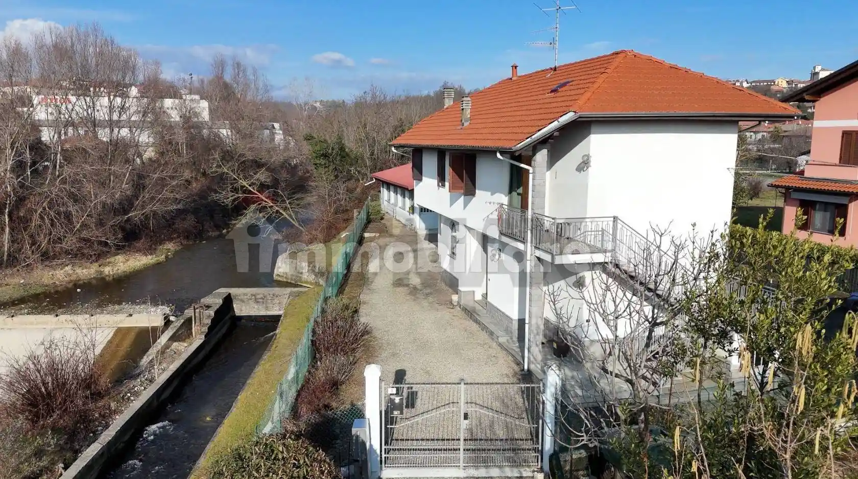 Casa indipendente in vendita a Cossato