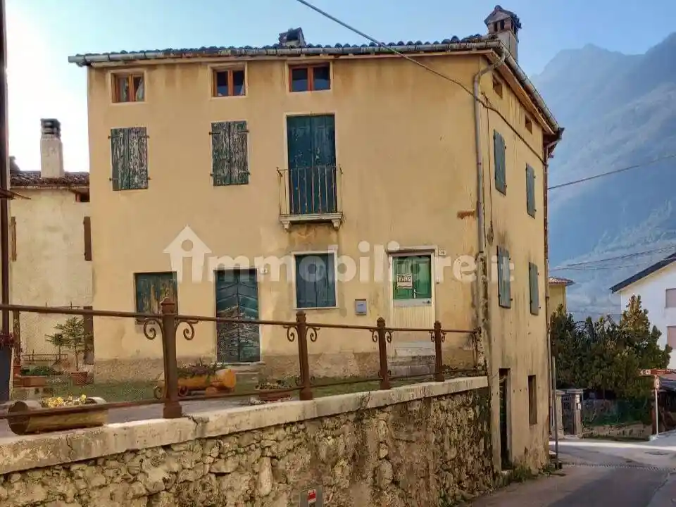 Villa in vendita a Arsiero