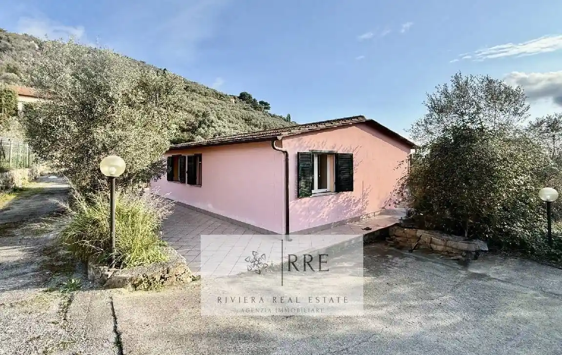 Villa in vendita a Imperia