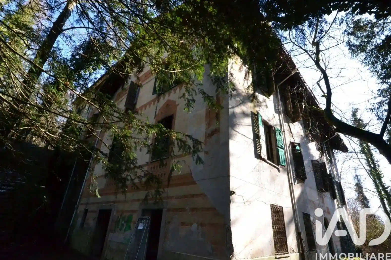 Villa in vendita a Serravalle Scrivia