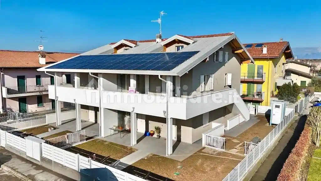 Appartamento in vendita a Peschiera del Garda