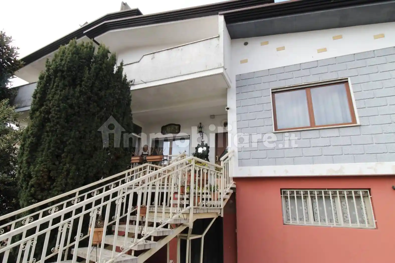 Villa in vendita a Castelgomberto