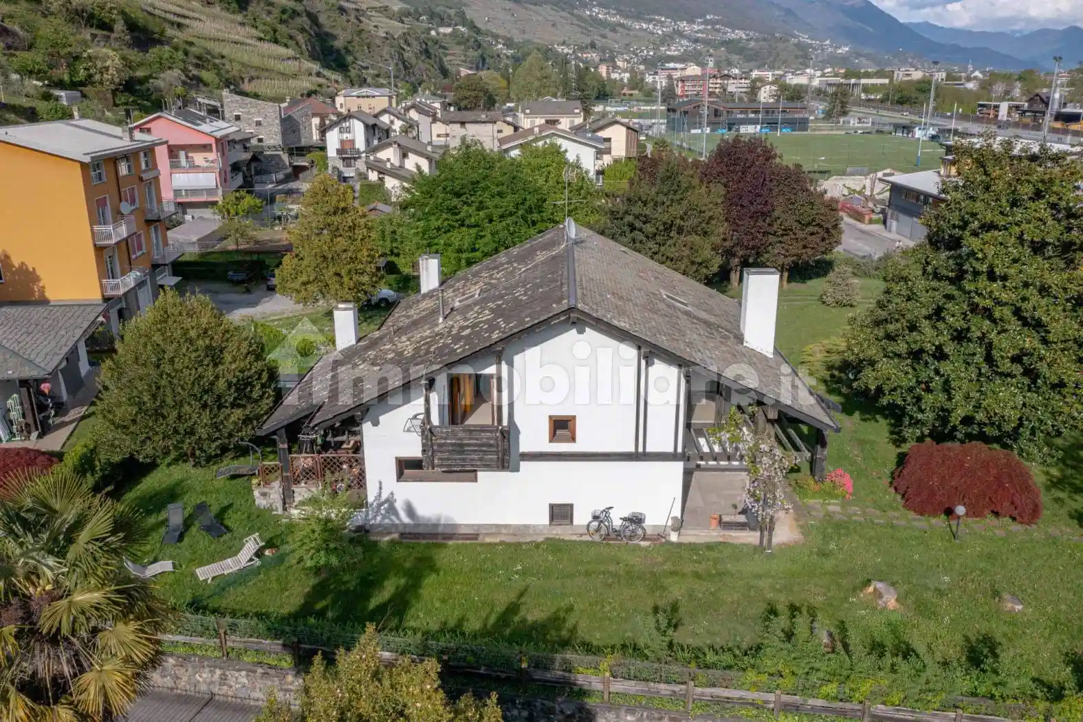 Villa in vendita a Sondrio