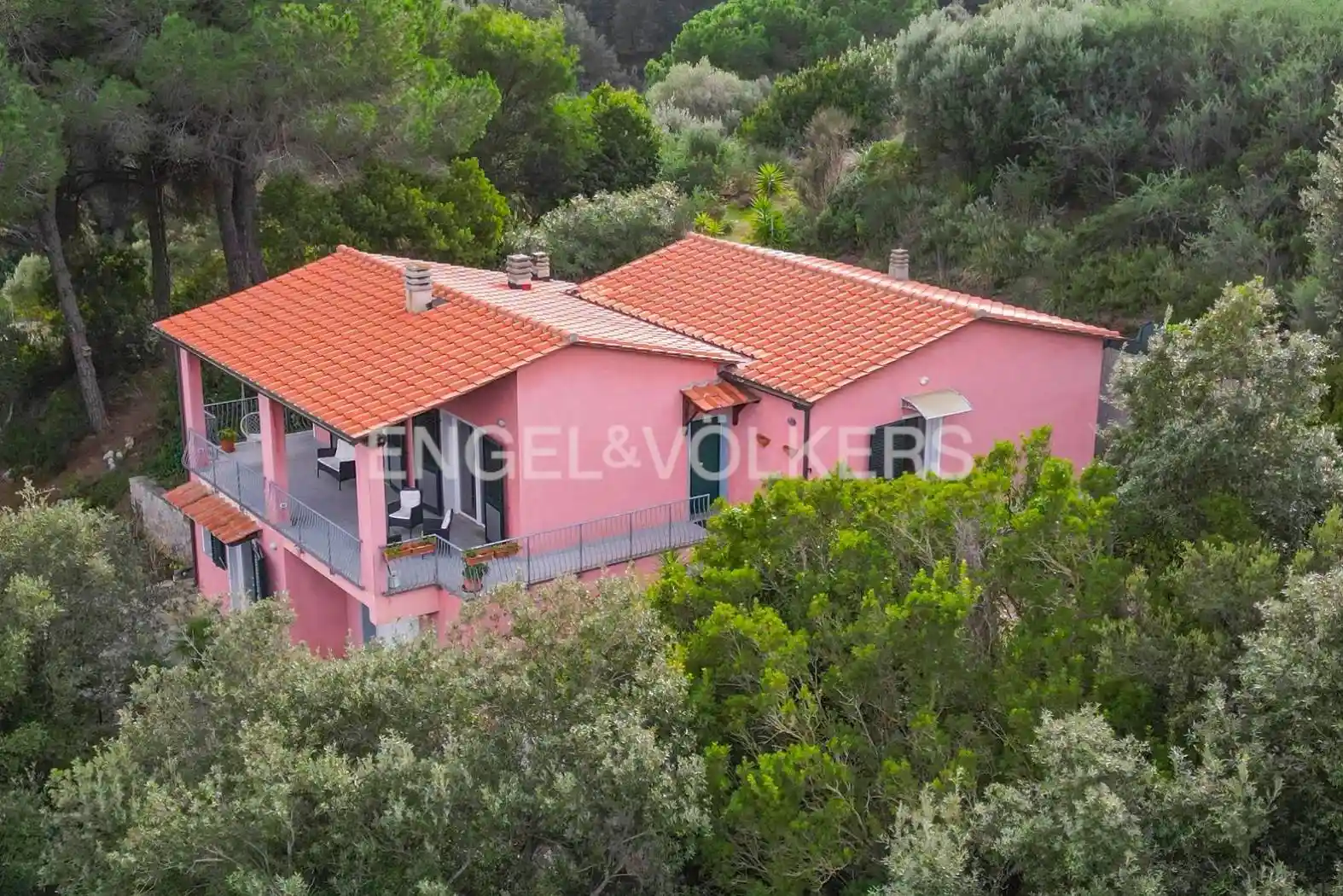 Villa in vendita a Rio