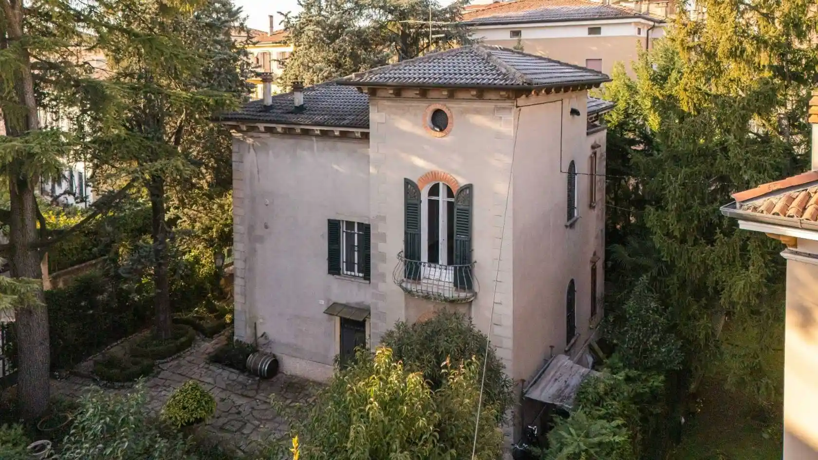 Villa in vendita a Verona