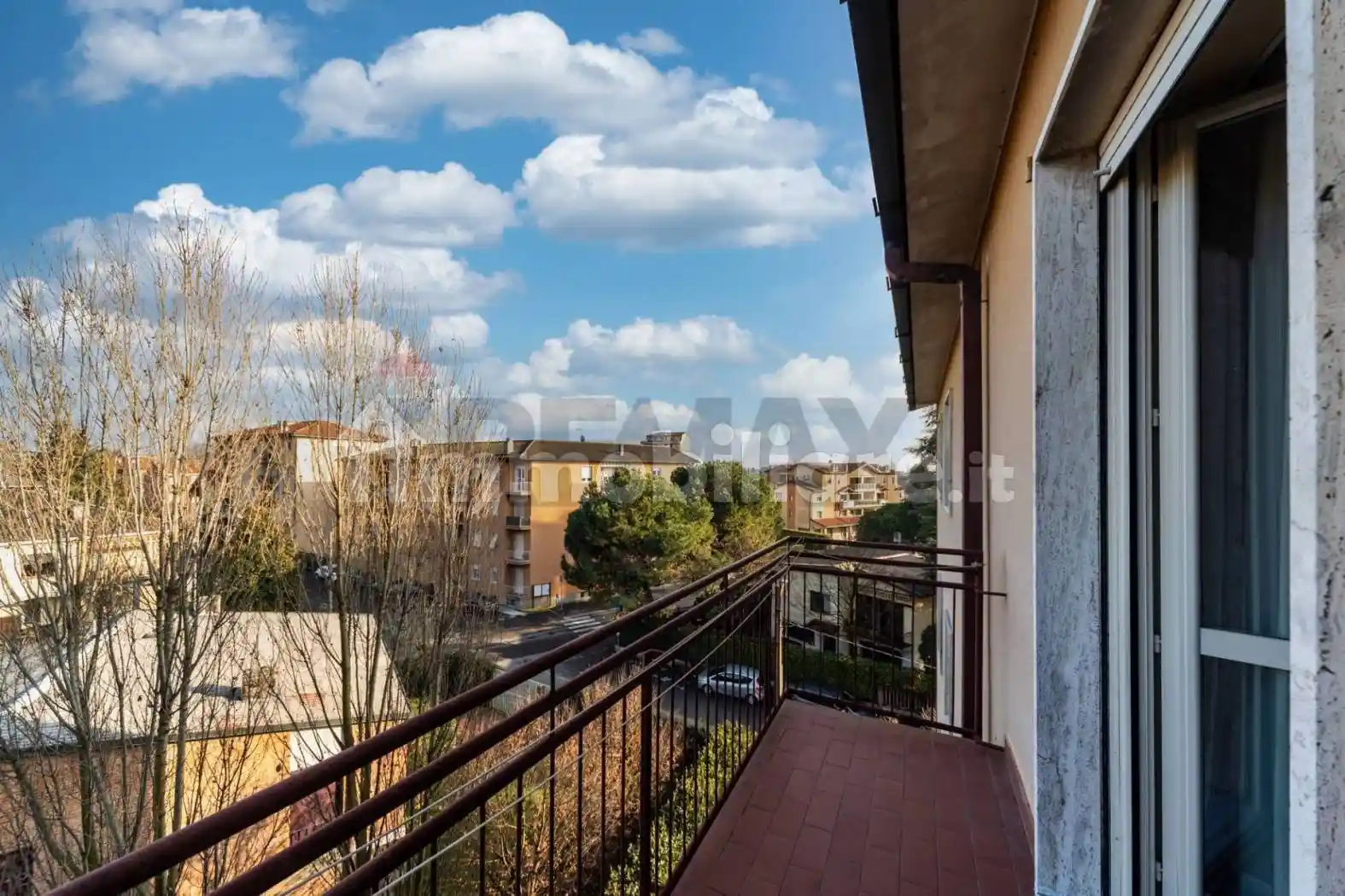 Appartamento in vendita a Usmate Velate