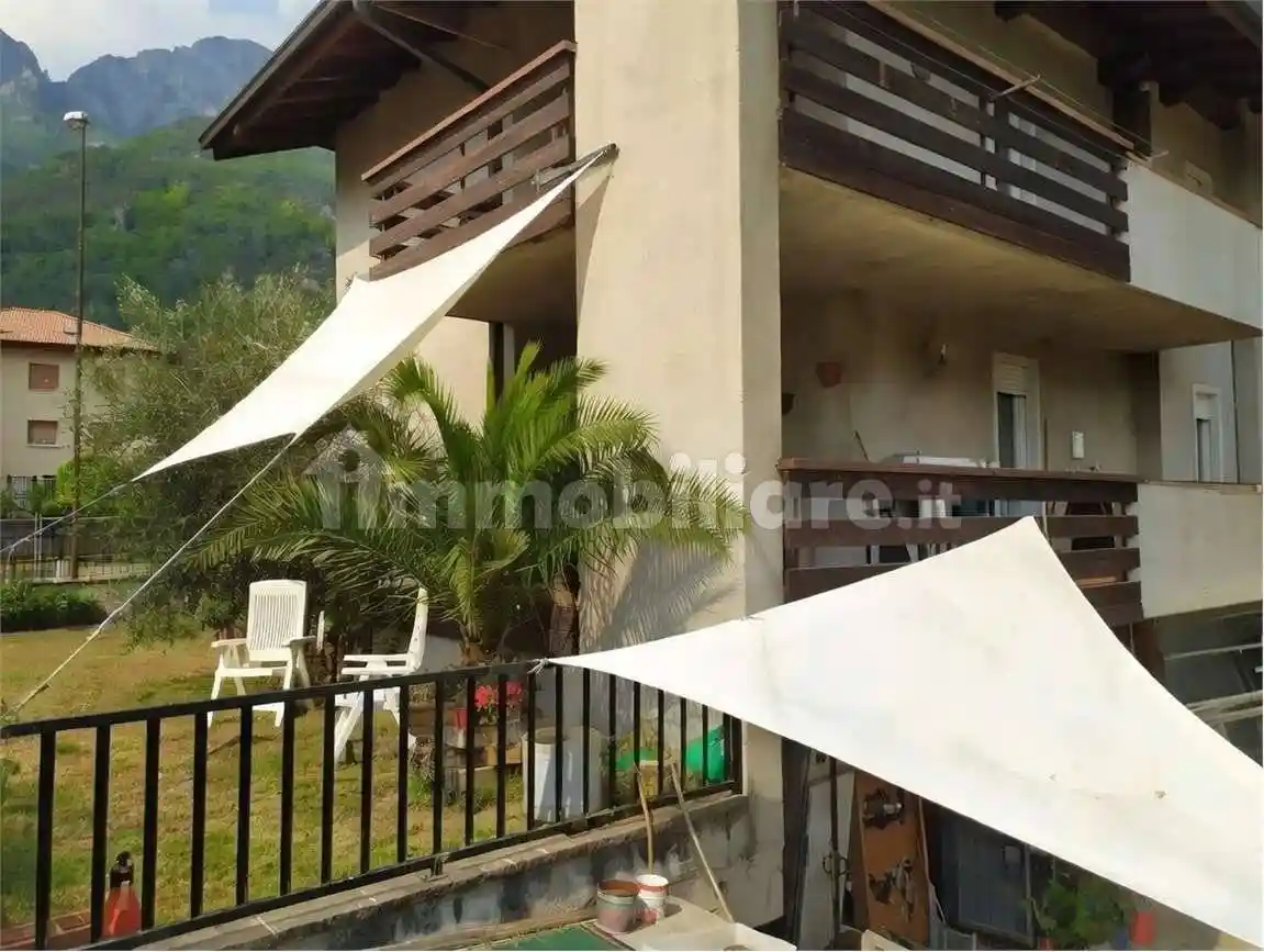 Villa in vendita a Avio