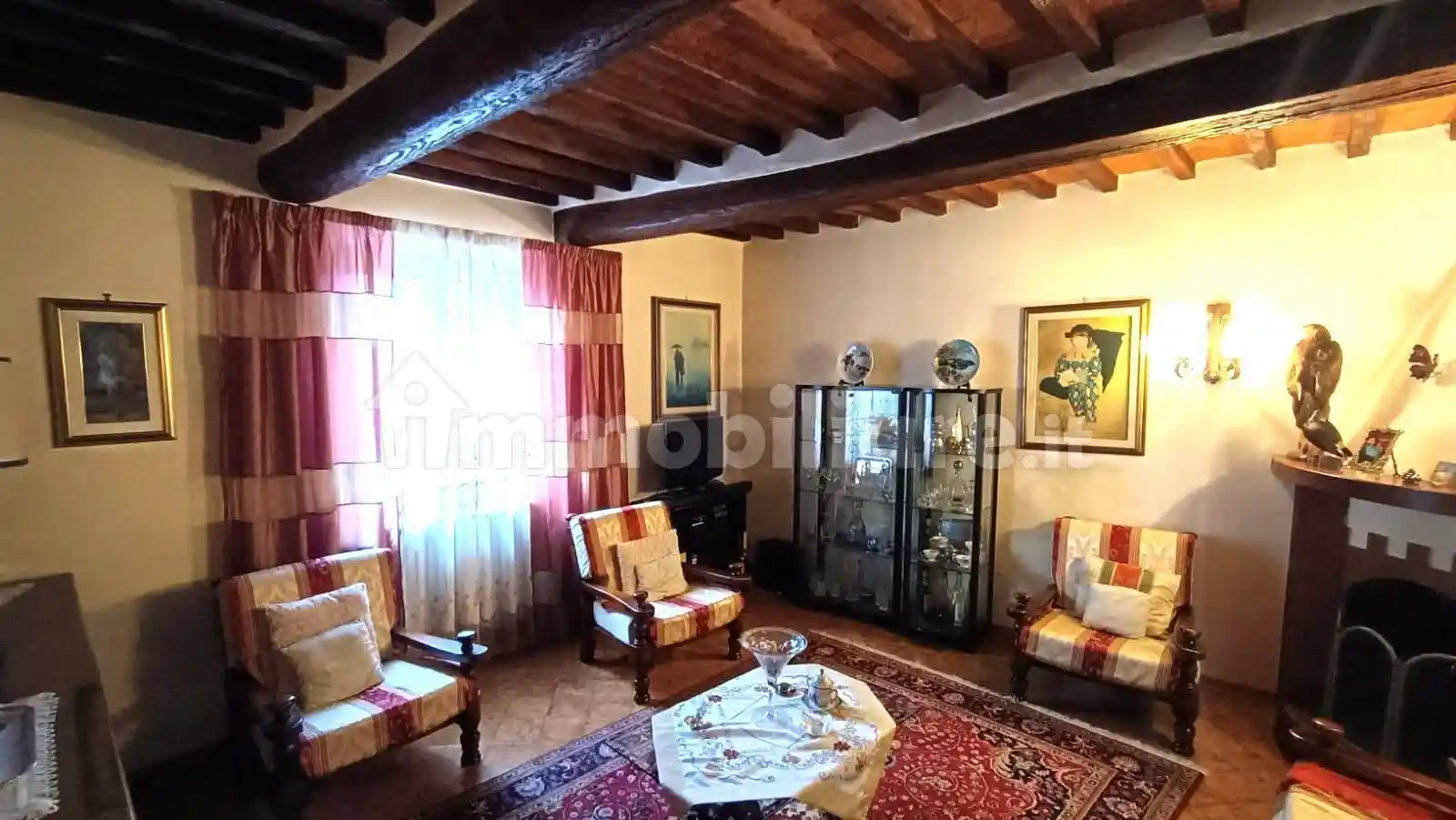 Casa indipendente in vendita a Prato
