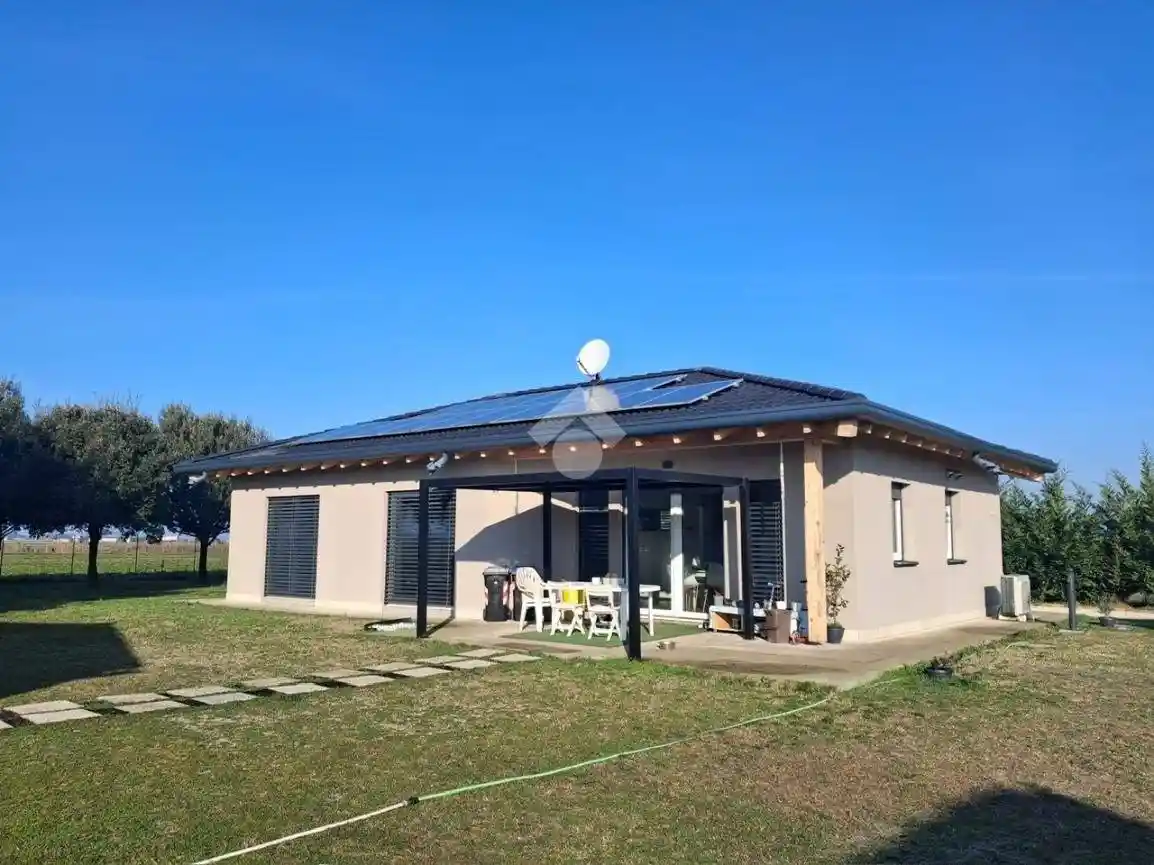 Villa in vendita a Mesola