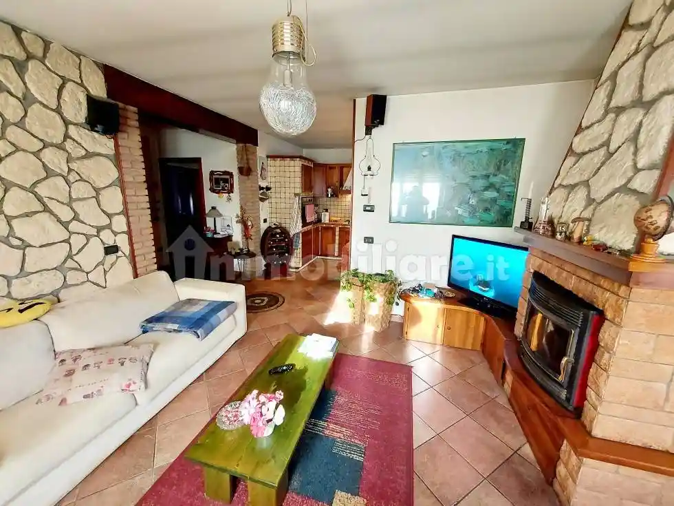 Appartamento in vendita a Breno