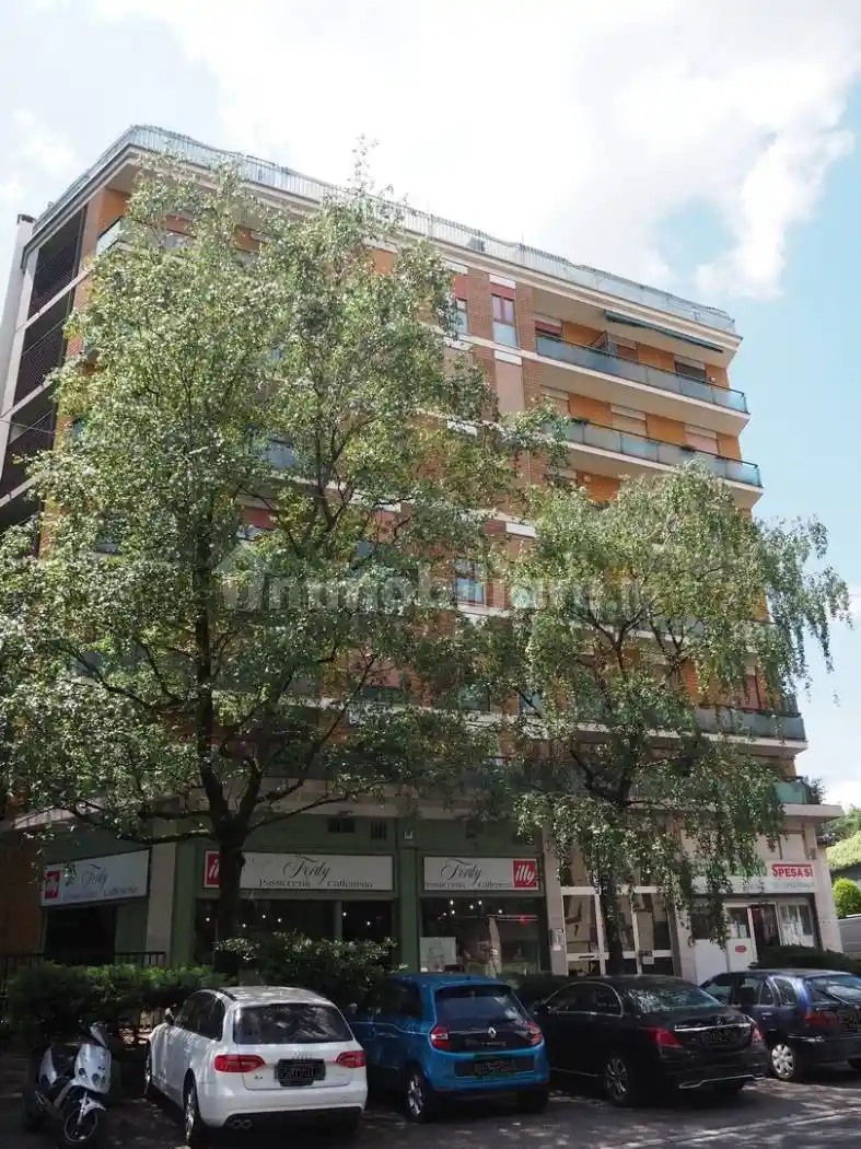 Appartamento in vendita a Monza