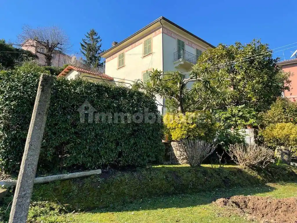 Villa in vendita a Ameglia