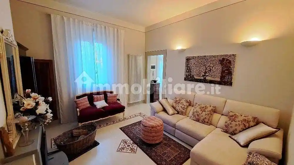 Casa indipendente in vendita a Pisa