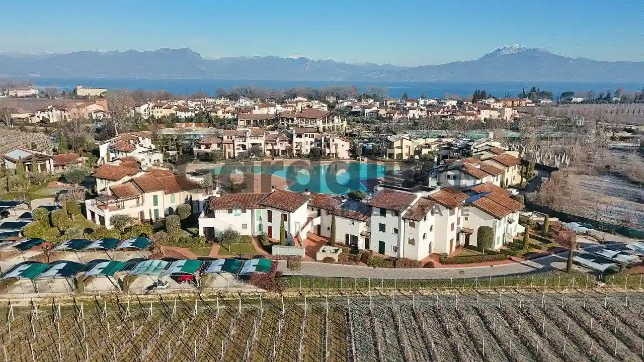 Villetta a schiera - foto 2