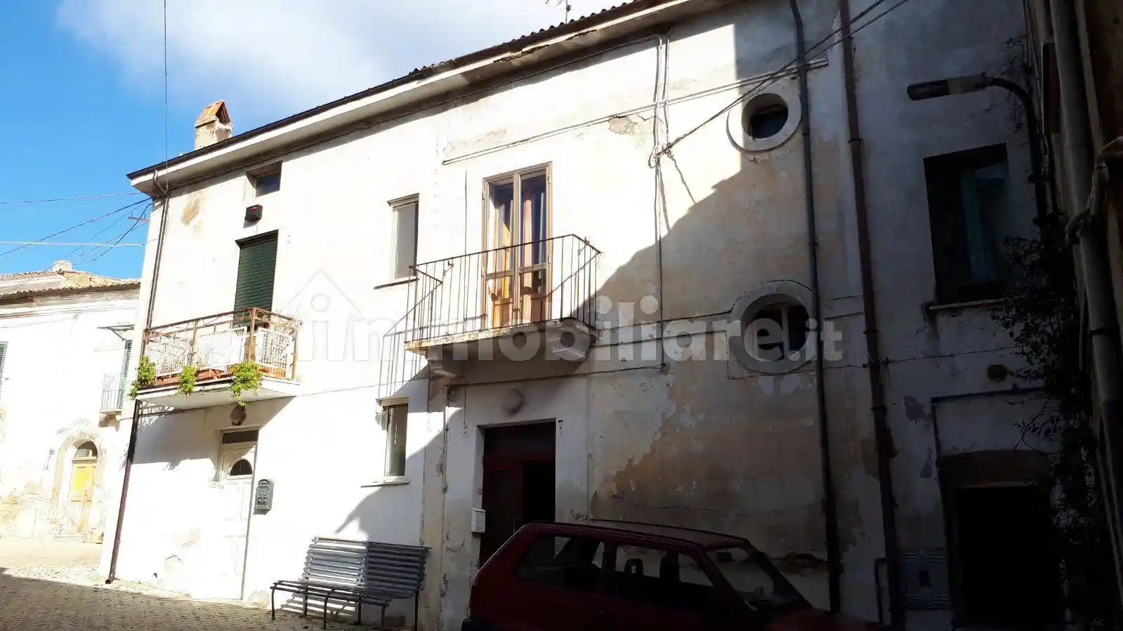 Casa indipendente in vendita a Poggiofiorito