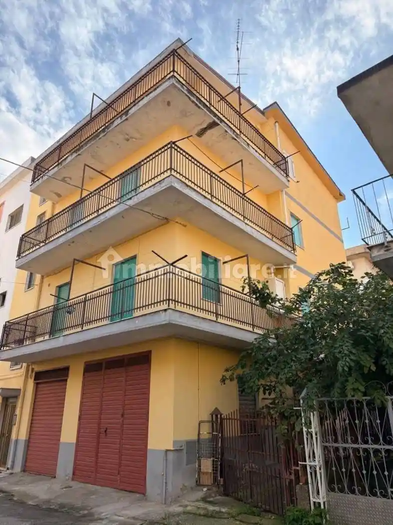Casa indipendente in vendita a Crucoli