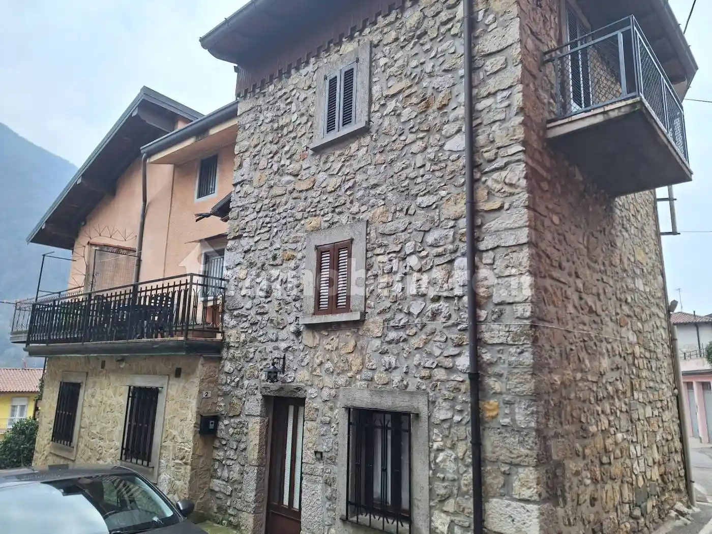 Appartamento in affitto a Strozza