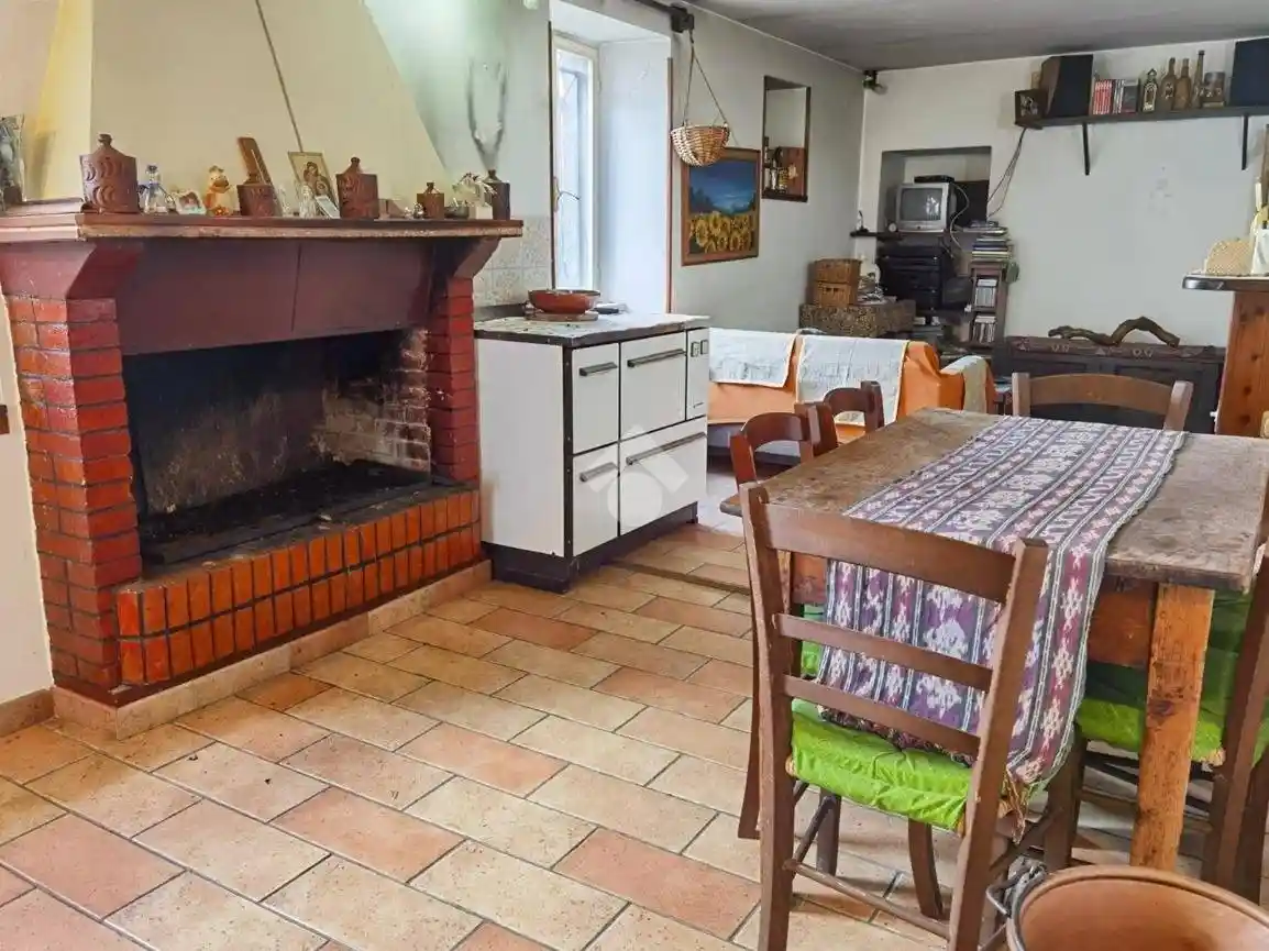 Casa indipendente in vendita a Amelia