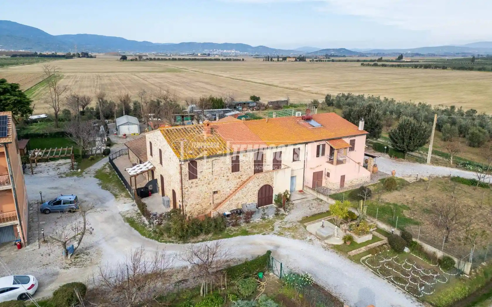 Appartamento in vendita a Campiglia Marittima