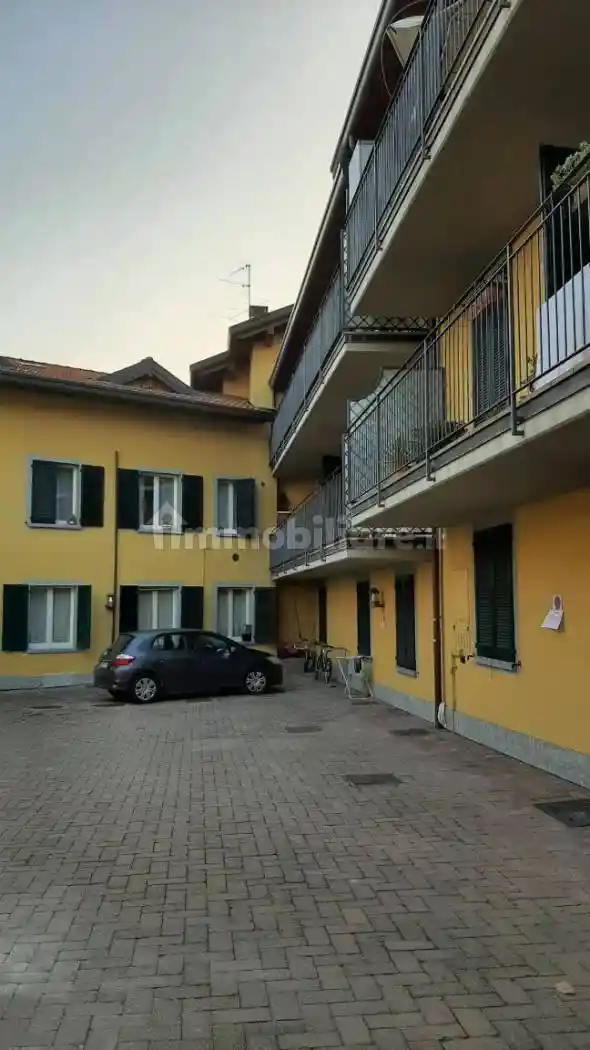 Appartamento in affitto a Cermenate