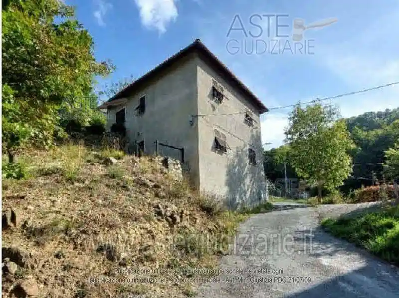 Appartamento in vendita a Tiglieto