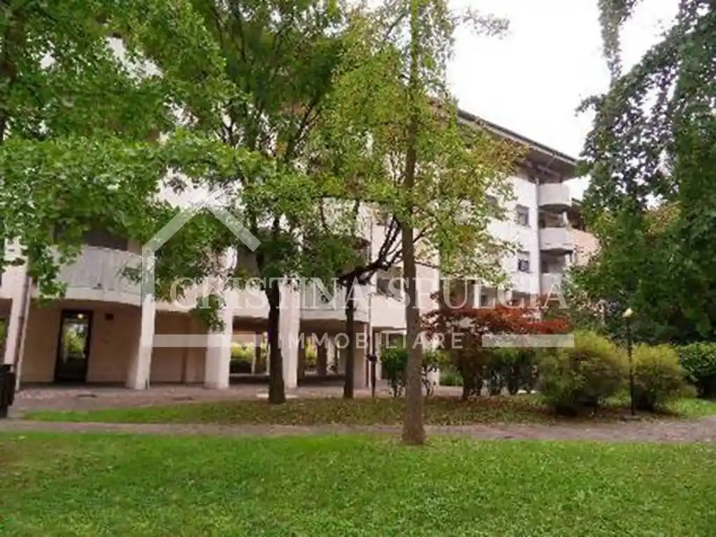 Appartamento in affitto a Vimercate