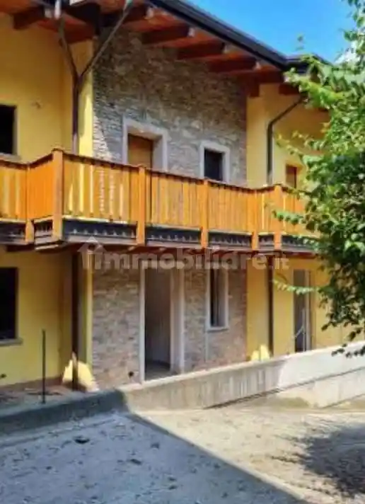 Appartamento in vendita a San Giovanni Bianco