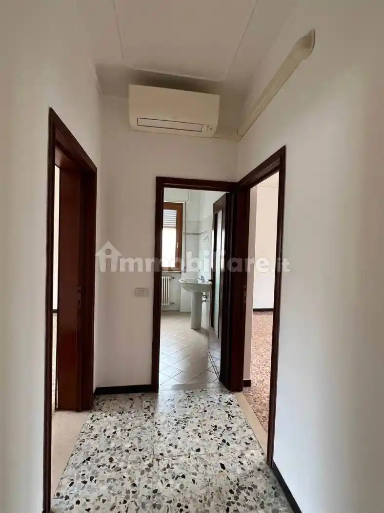 Appartamento in vendita a Piacenza