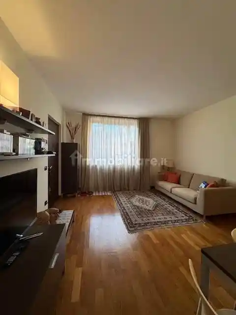 Appartamento in vendita a Piacenza