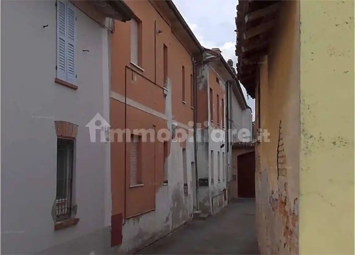 Appartamento in vendita a Isola Dovarese