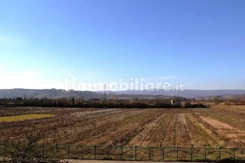 Casa indipendente in vendita a Fabro