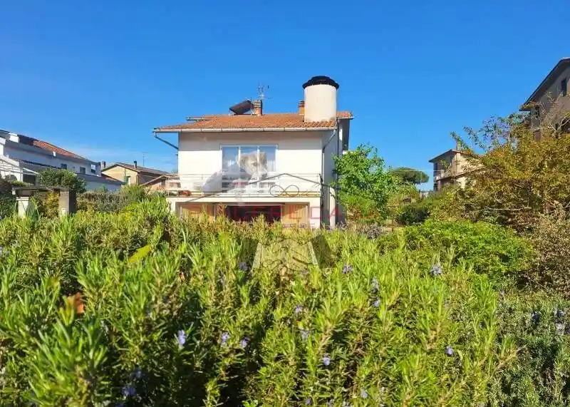 Casa indipendente in vendita a Castel Giorgio