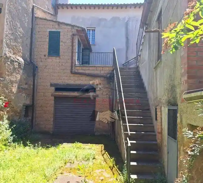 Casa indipendente in vendita a Orvieto