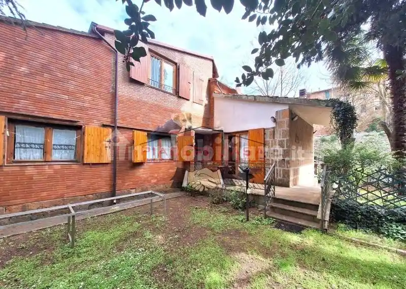 Villa in vendita a Acquapendente