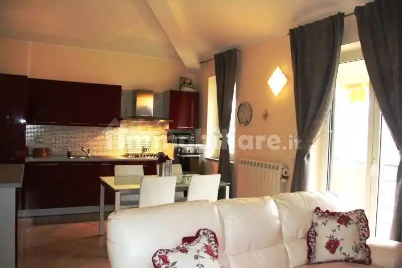 Appartamento in vendita a Allerona