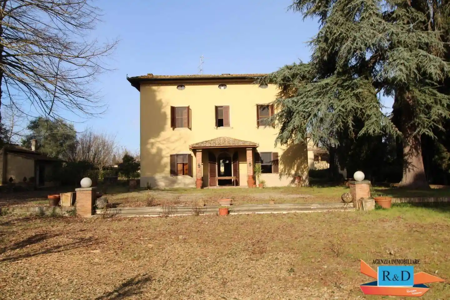 Villa in vendita a Colle di Val d'Elsa