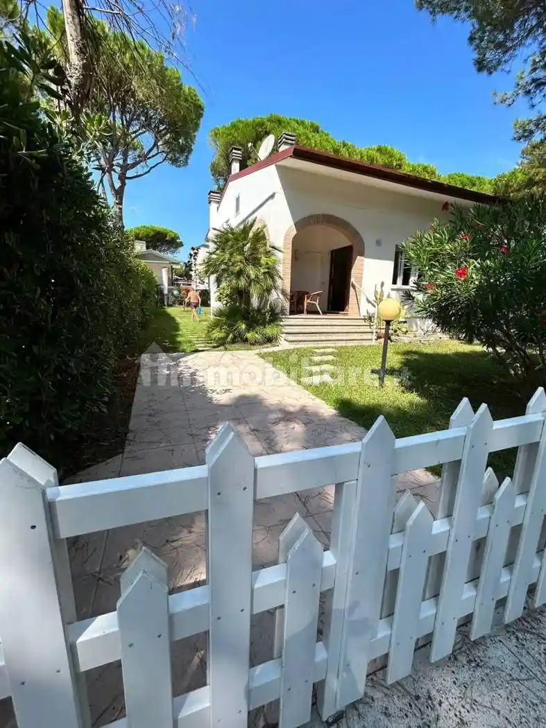 Villa in vendita a Lignano Sabbiadoro