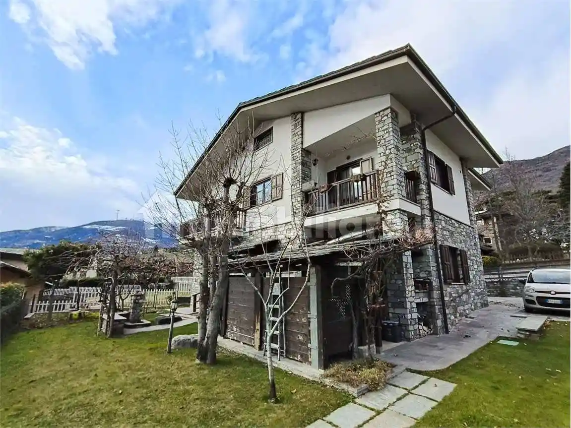 Villa in vendita a Saint-Christophe