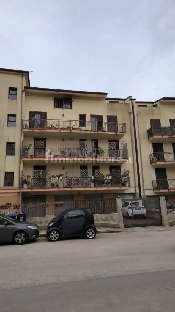 Appartamento in vendita a Floridia