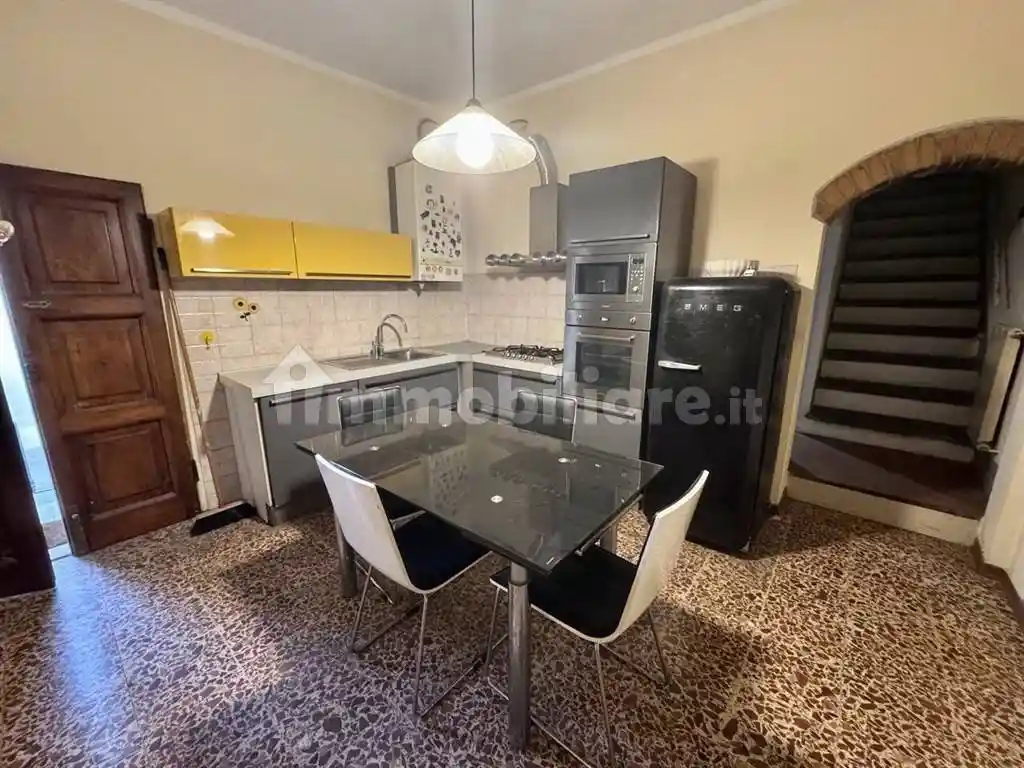 Casa indipendente in vendita a Arezzo