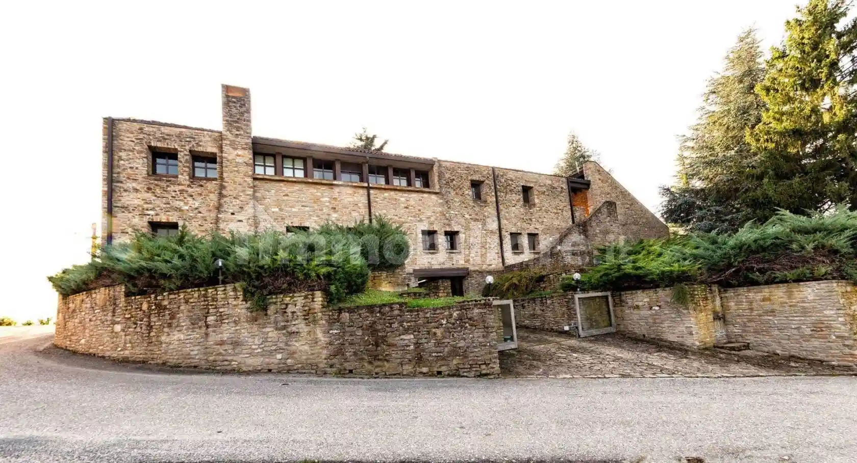 Villa in vendita a Santo Stefano Belbo