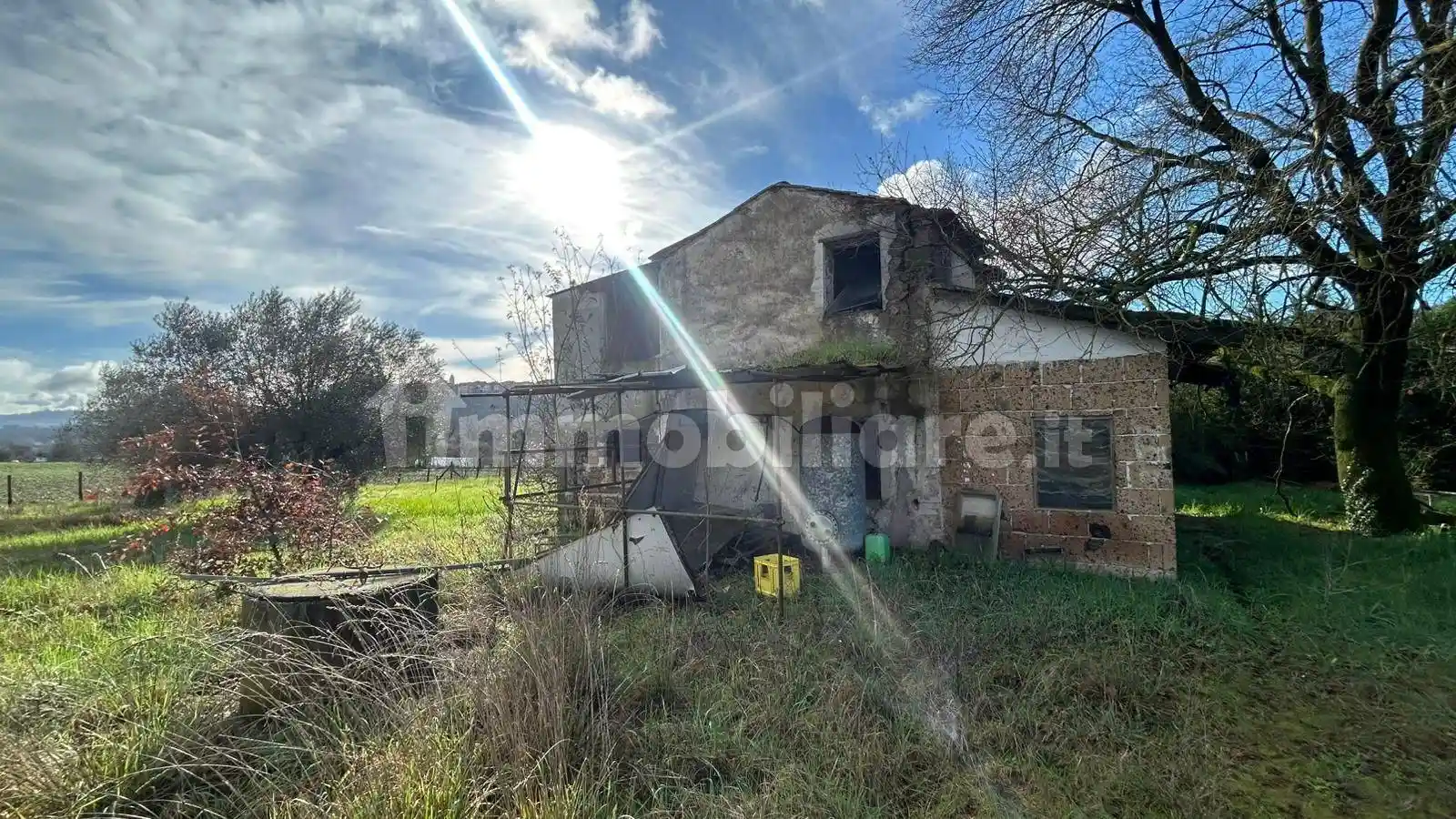 Rustico - Casale in vendita a Orte