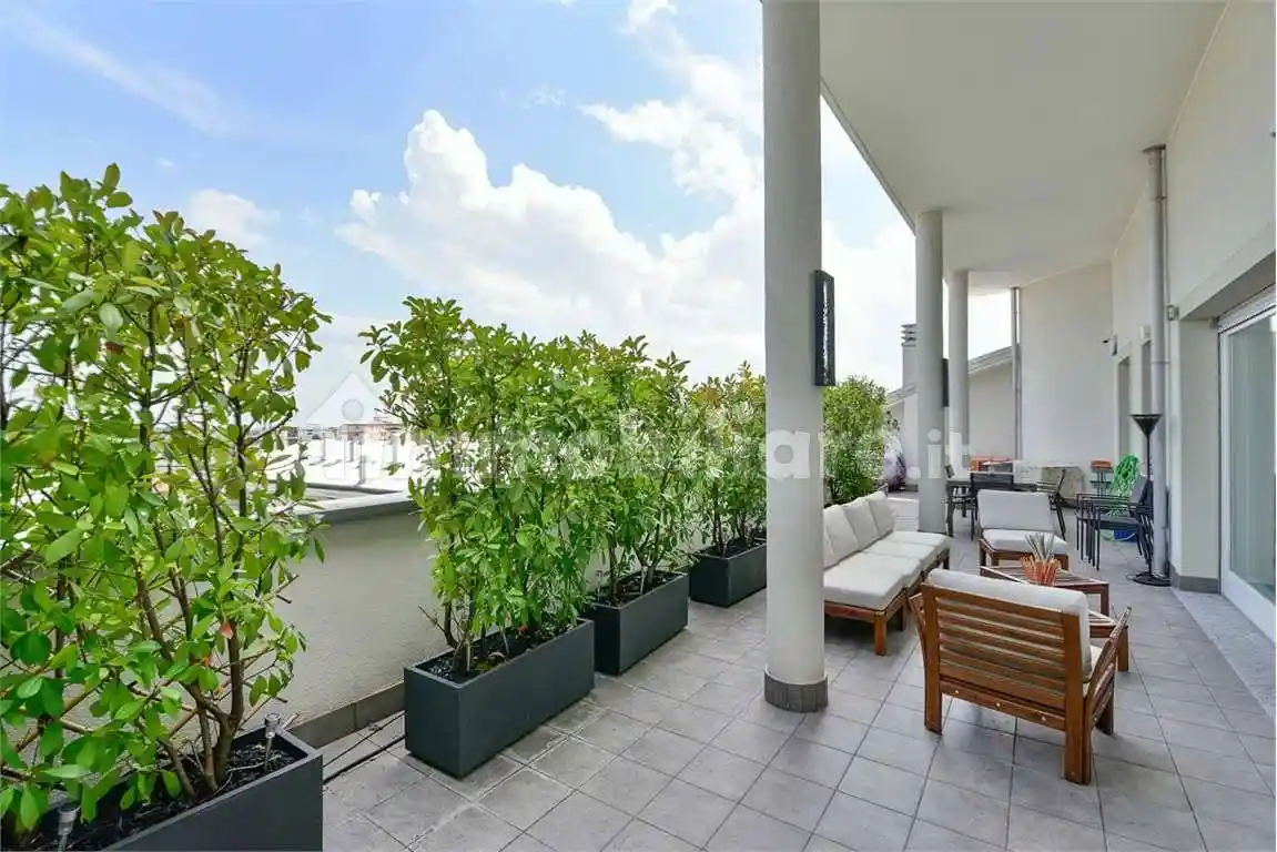 Appartamento in vendita a Seregno