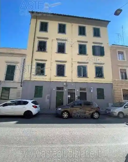 Appartamento in vendita a Livorno