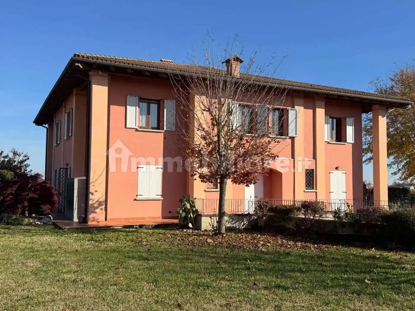 Rustico - Casale in vendita a Medicina