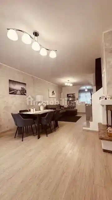 Villetta a schiera in vendita a Bizzarone