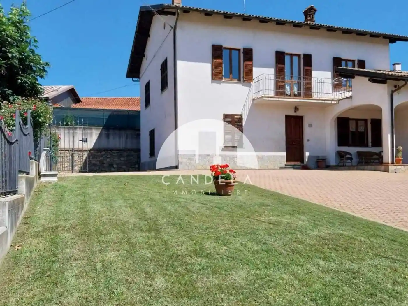 Villa in vendita a Vicoforte