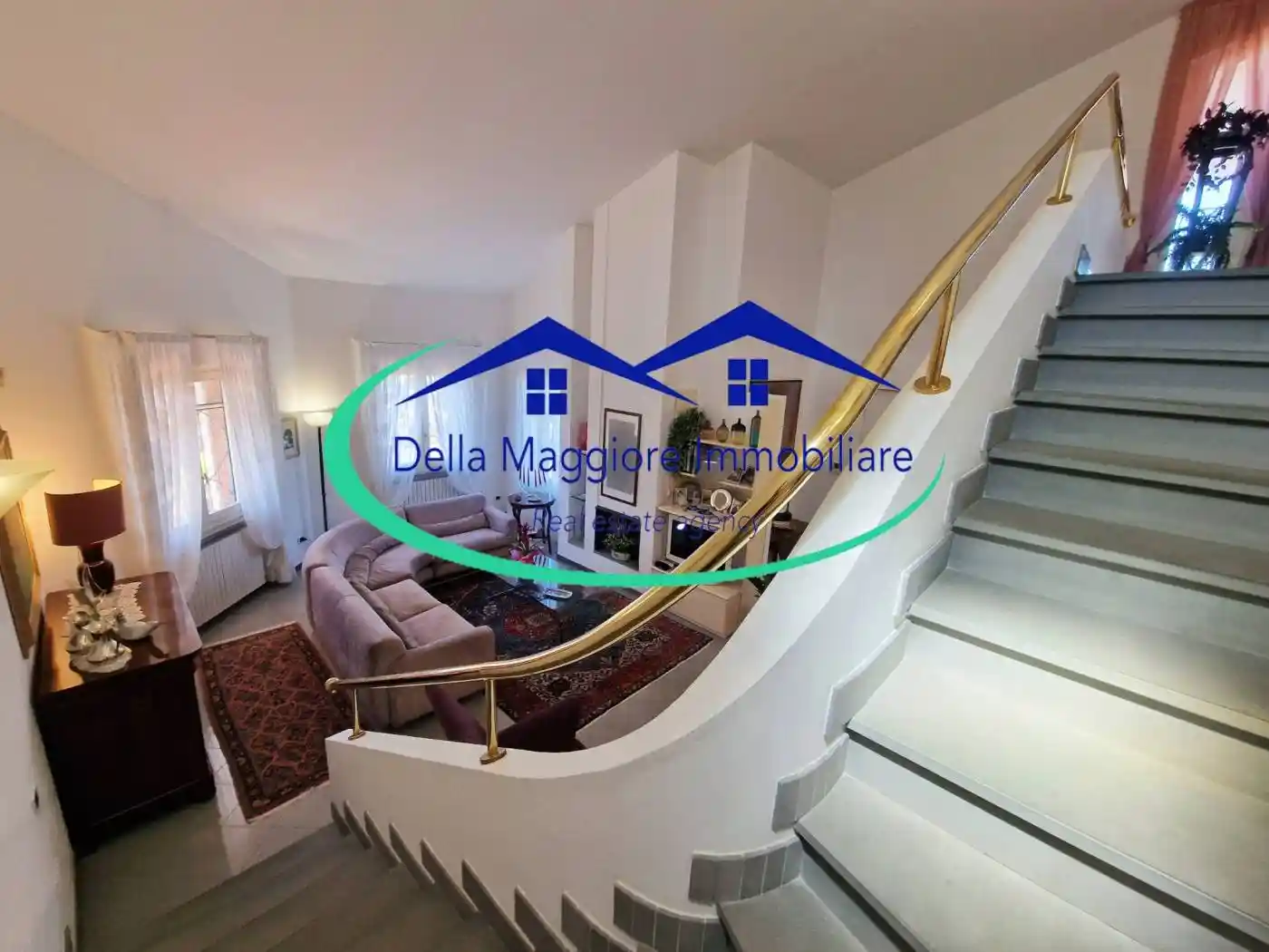 Villa in vendita a Livorno